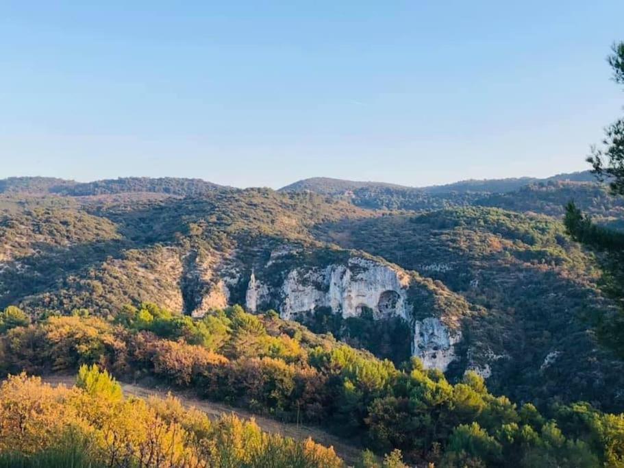 Entre Ventoux Et Luberon, Appartement Dans Maison. Malemort-du-Comtat Esterno foto