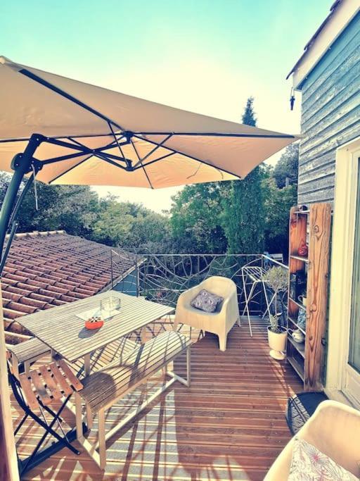 Entre Ventoux Et Luberon, Appartement Dans Maison. Malemort-du-Comtat Esterno foto